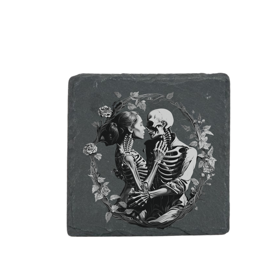 Schieferuntersetzer -Totenkopf Kuss