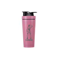 Thumbnail for Edelstahl Protein Shaker Bodybuilderin 1 Rosa – Personalisiert mit Gravur