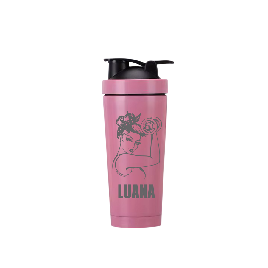 Rosa Edelstahl-Proteinshaker mit Frauen-Power-Motiv und Gravur